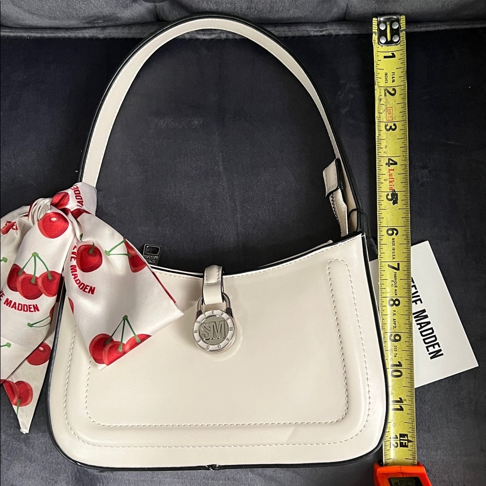 ๐ Steve Madden Broselyn Shoulder bag, Vanilla cream color - Picture 10 of 10